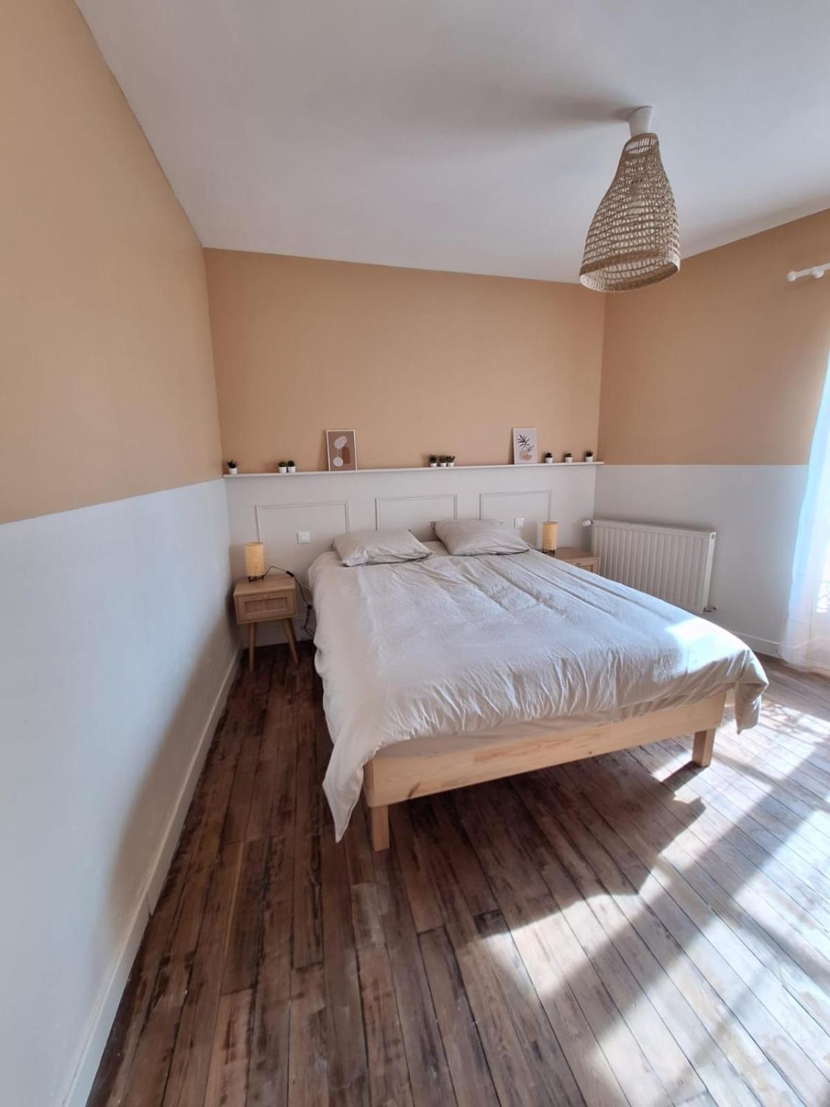 Charmante Maison A 2Min De La Porte St Jacques A ปาคเตอเนย์ ภายนอก รูปภาพ